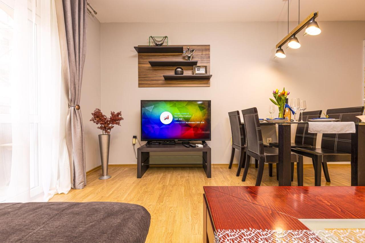 1Bd Apartment - 5 Mins To The City Centre By Flat Mаnager Plovdiv Esterno foto
