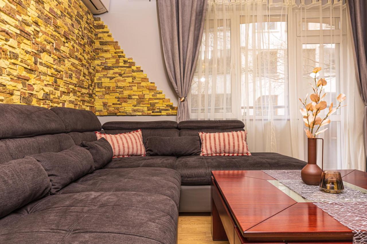 1Bd Apartment - 5 Mins To The City Centre By Flat Mаnager Plovdiv Esterno foto