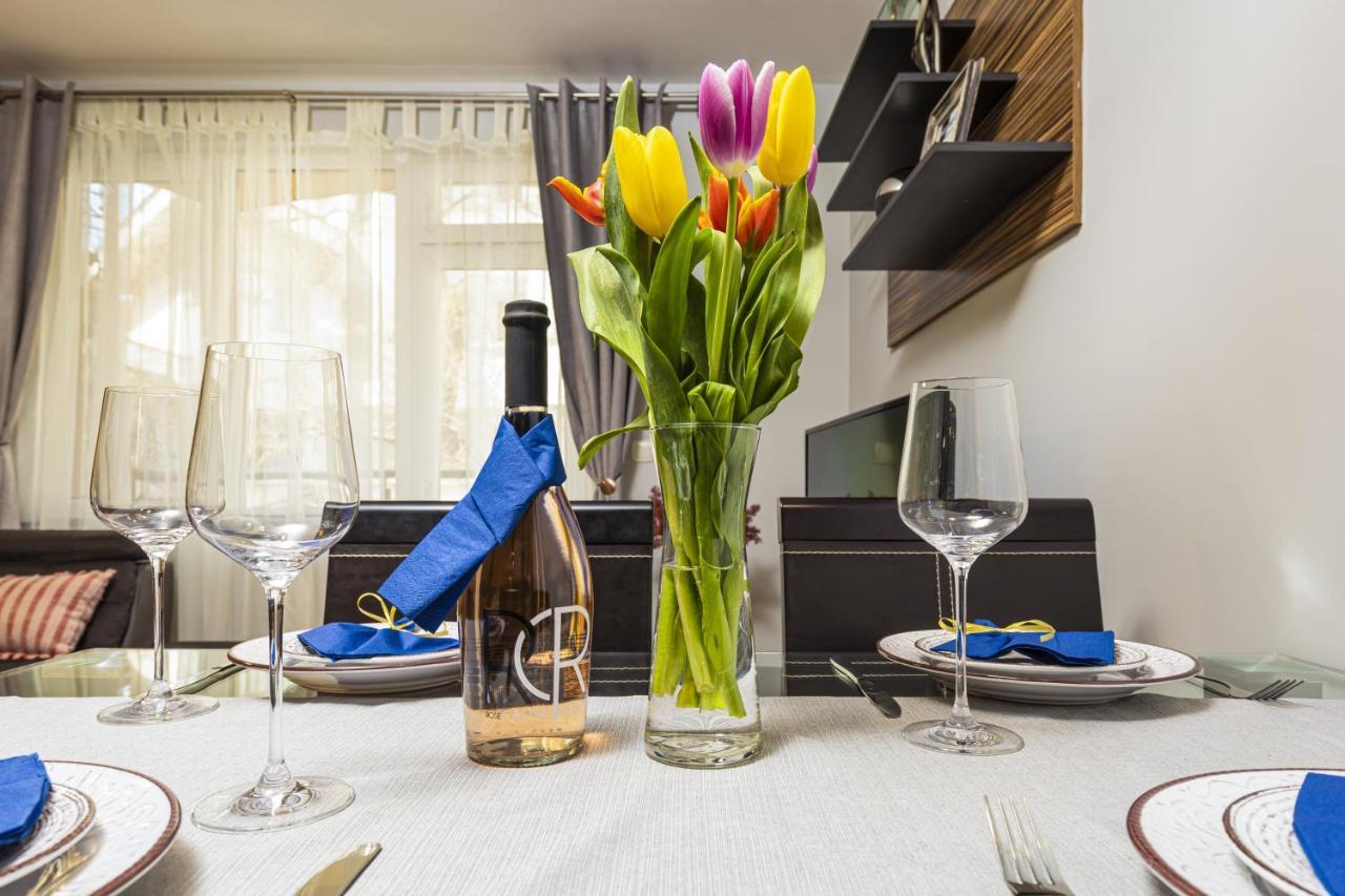 1Bd Apartment - 5 Mins To The City Centre By Flat Mаnager Plovdiv Esterno foto